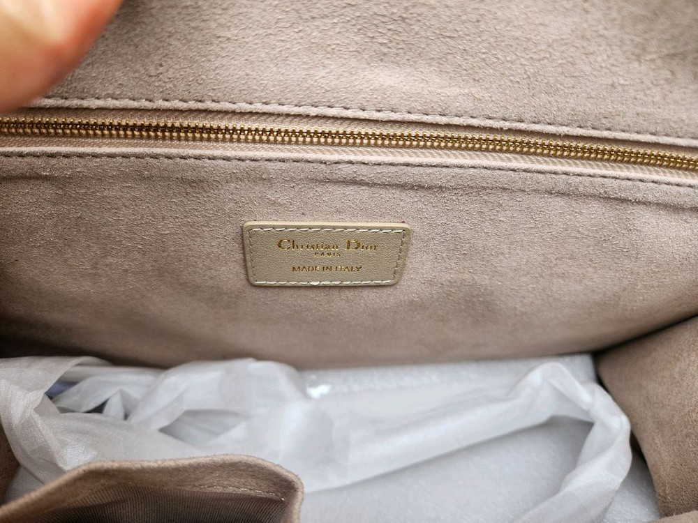 디올M 매크로까나쥬--1