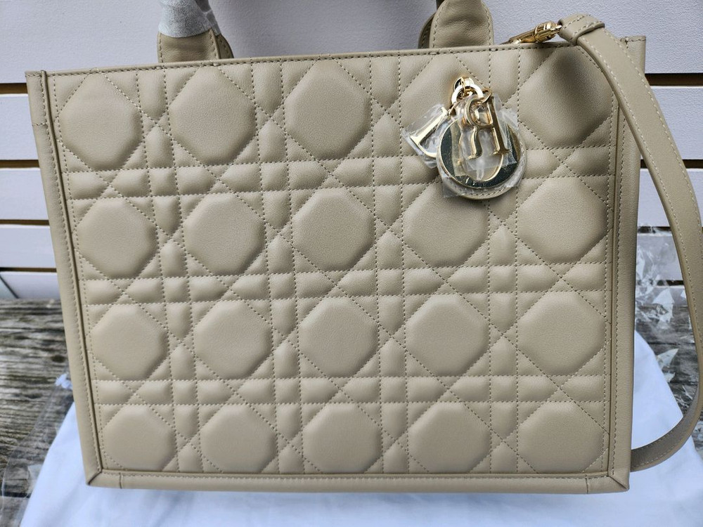 디올M 매크로까나쥬--3