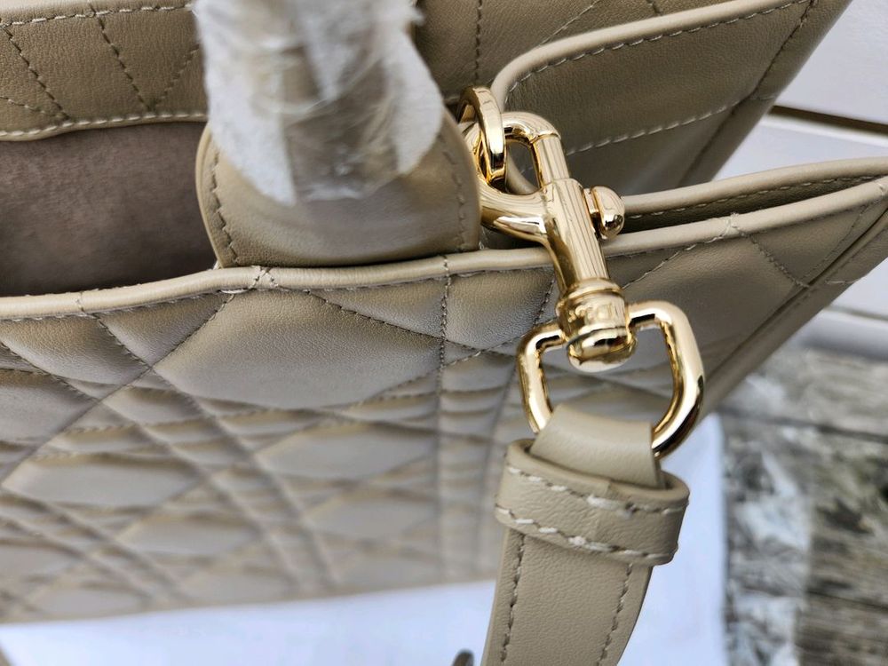 디올M 매크로까나쥬--6