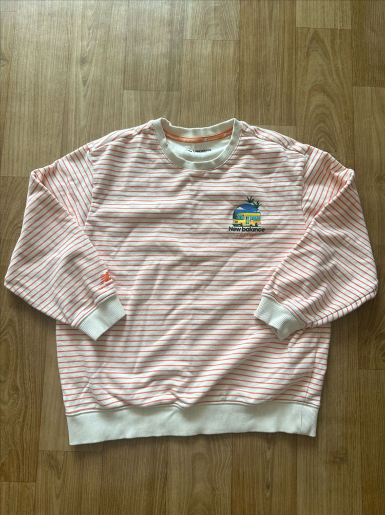뉴발란스 키즈 스트라이프 맨투맨--2