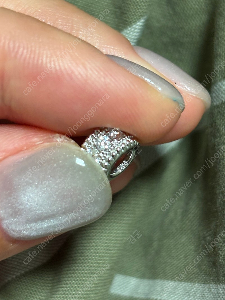 [새제품] 14k 원통 펜던트 랩다이아 화이트골드 이미지