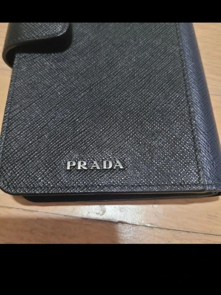 새상품 정품 프라다 블랙 네이비 핸드폰케이스 카드지갑 남여공용--1