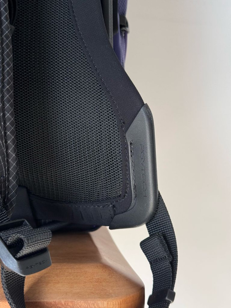 피지테크 원프로 울트라 라이트 30L 카메라 백팩--3