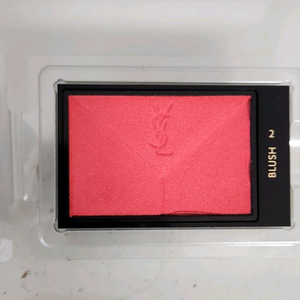 입생로랑 꾸뛰르 블러셔 2호