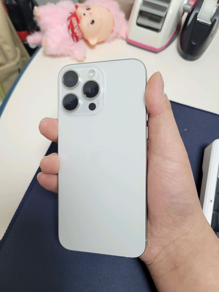 아이폰 15 Pro Max 256GB 판매 마지막 가격내림--2