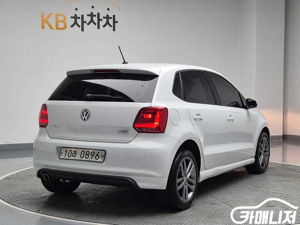 [폭스바겐]폴로 1.4 TDI 블루모션 R-LINE (5인승) #2026년특가--2