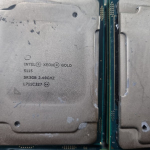 중고 서버용 CPU 판매합니다. 이미지