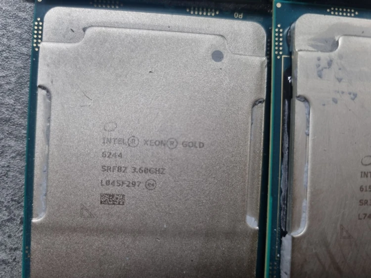 중고 서버용 CPU 판매합니다. 이미지