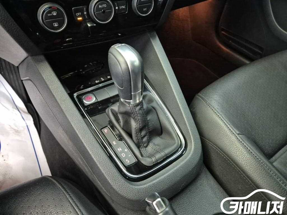 [폭스바겐]뉴 제타 2.0 TDI 블루모션 프리미엄 6세대 (5인승) #2026년특가--7