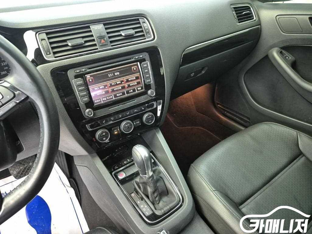 [폭스바겐]뉴 제타 2.0 TDI 블루모션 프리미엄 6세대 (5인승) #2026년특가--9