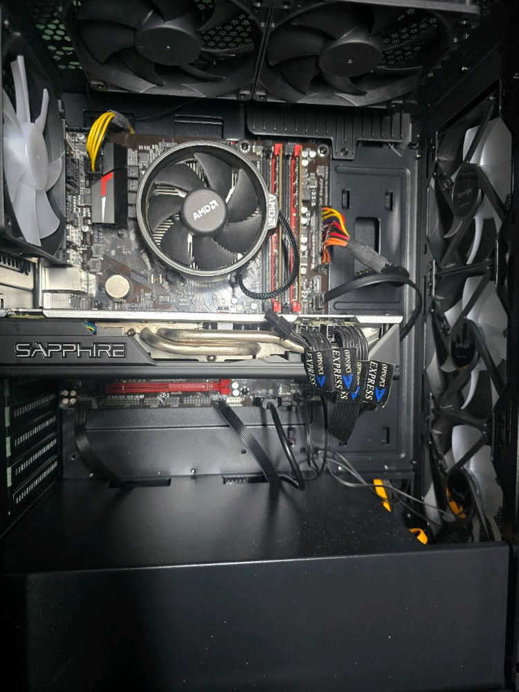 AMD Ryzen 7 1700 [3600XT(업글용)포함] 8TB 조립 PC--2