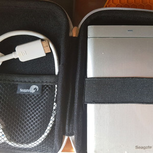 씨게이트 1tb 외장하드