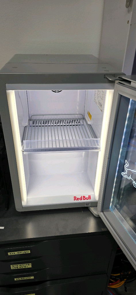 레드불 냉장고--3