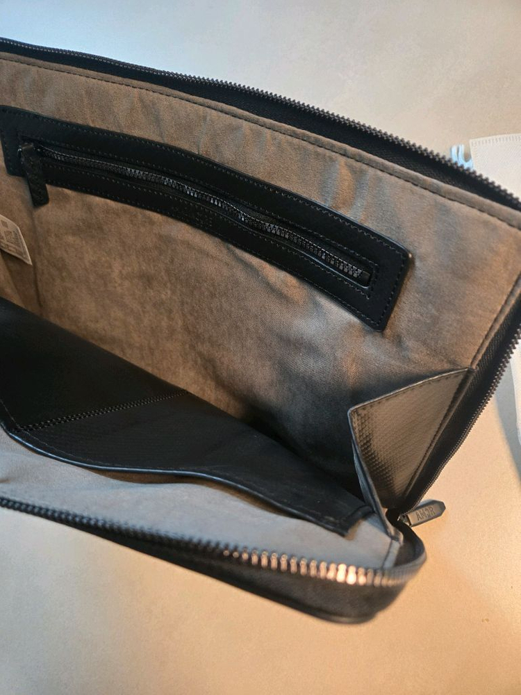 어메이징크리 클러치백 블랙--3