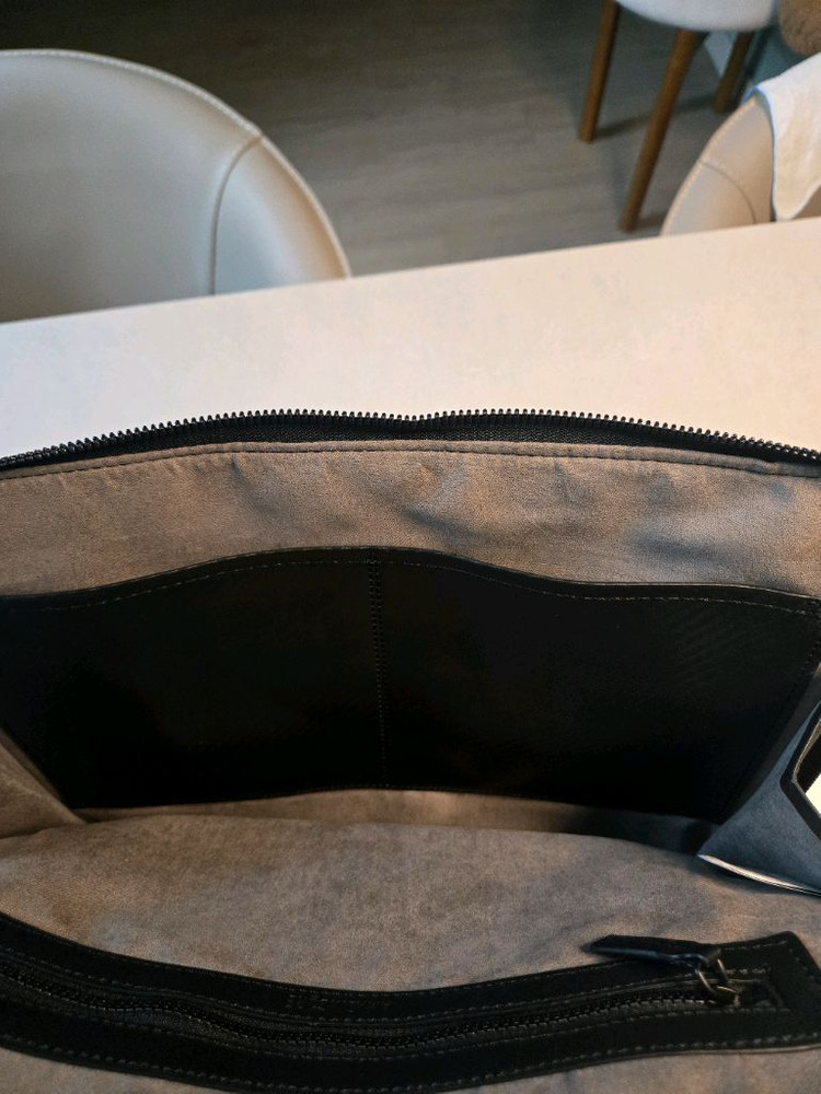 어메이징크리 클러치백 블랙--5