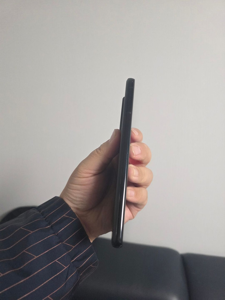 갤럭시 S21울트라 팬텀블랙 256기가 A급 팔아요~--2