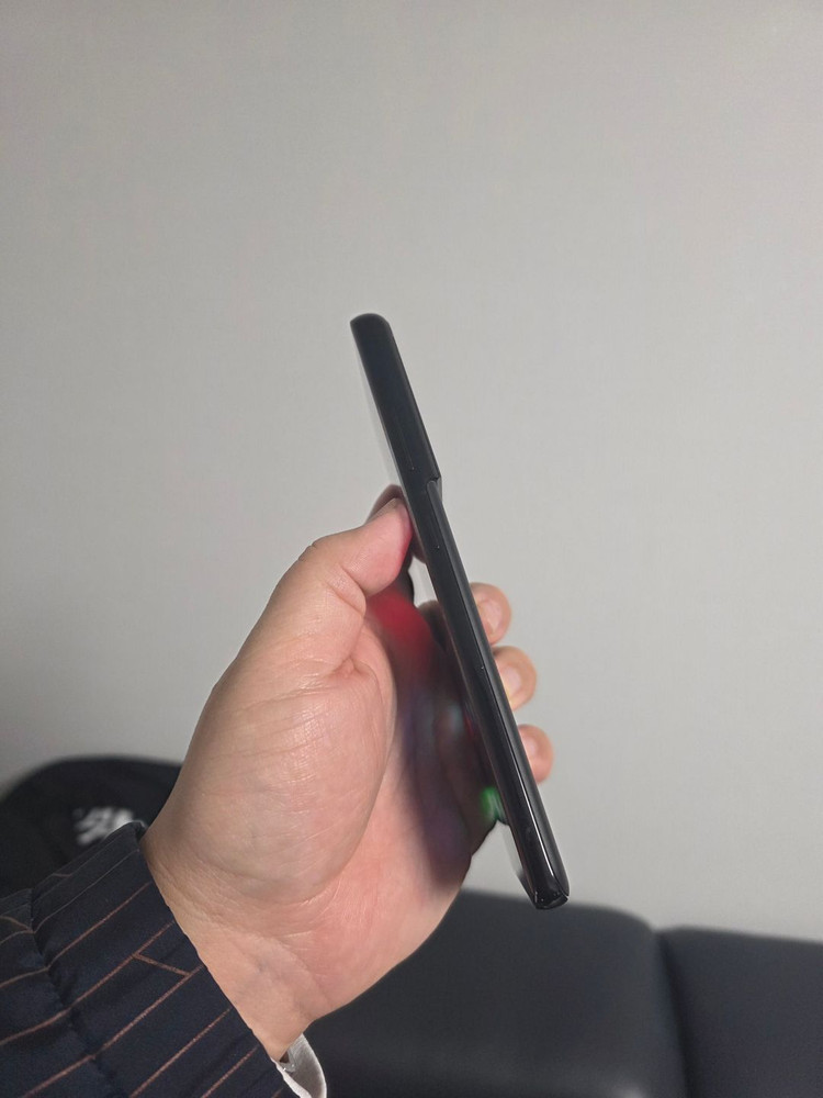 갤럭시 S21울트라 팬텀블랙 256기가 A급 팔아요~--3