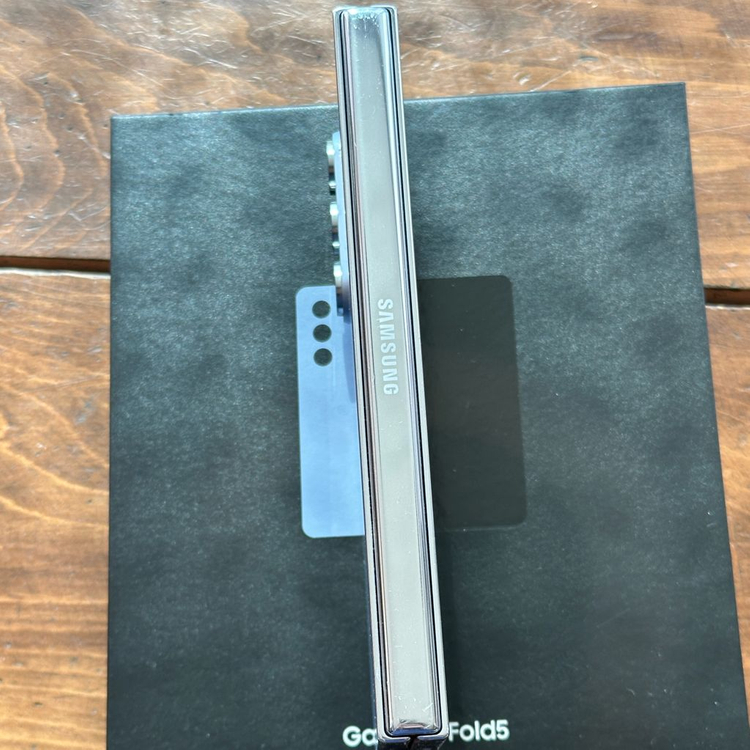 폴더블 스마트폰 512GB--2