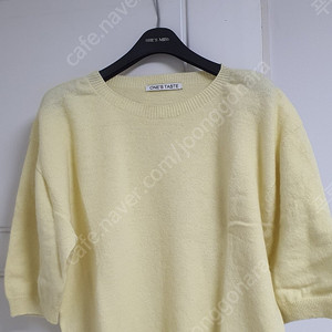 블링앤블리스 Taste 솔트 캐시미어 반팔 니트