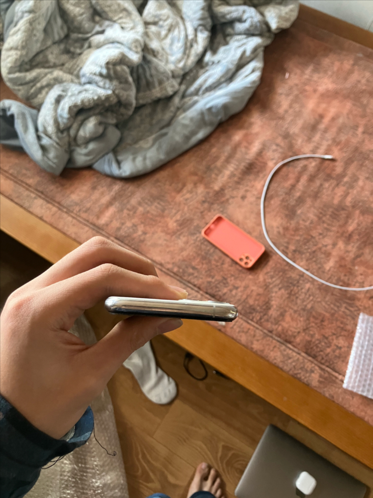 아이폰11프로 급처합니다--2