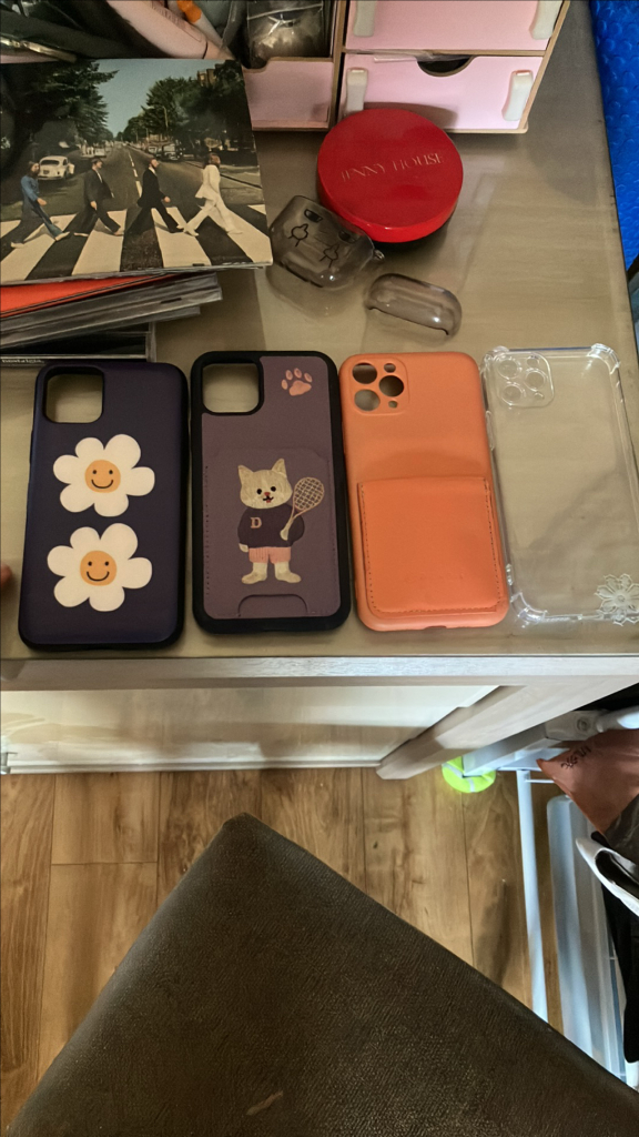 아이폰11프로 급처합니다--6