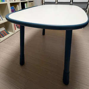 일룸 팅클팝 직사각형 그로잉 책상 1200