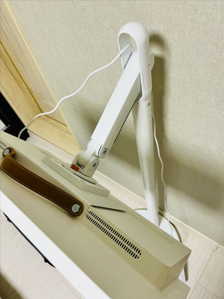 캠핑 쿠카 24인치 TV 거치대 세트 판매--7