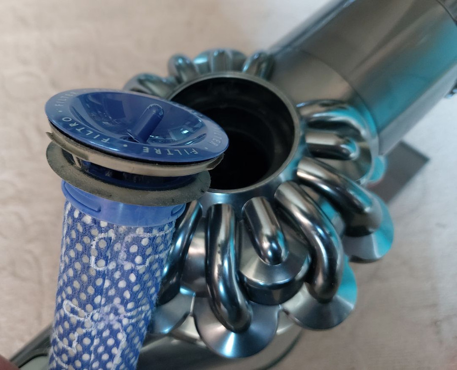 다이슨 dyson V6 / dc62 메인사진 그대로 처분합니다.--5