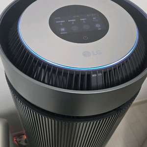 엘지 퓨리케어 오브제컬렉션 알파 공기청정기 (무빙힐 + 인공지능센서) AS352NGHA 팝니다.