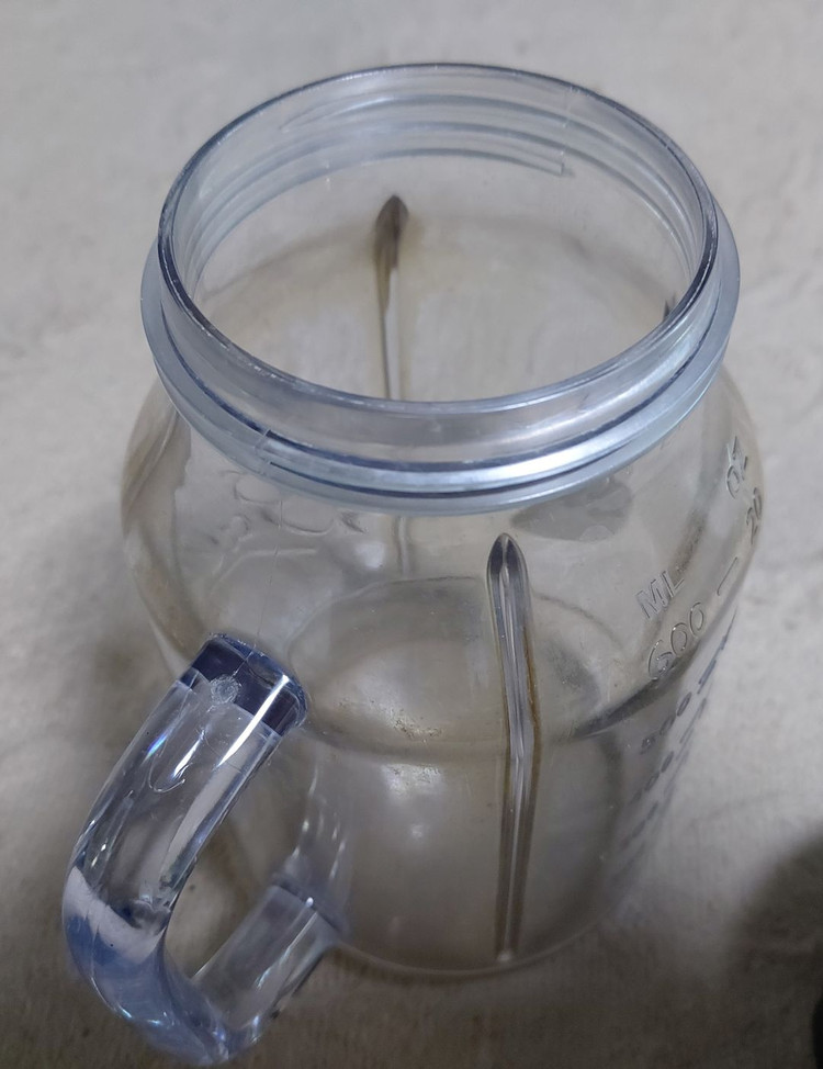 오스터 믹서기 블렌더 크림화이트 BLSTMM-BWH-071--6