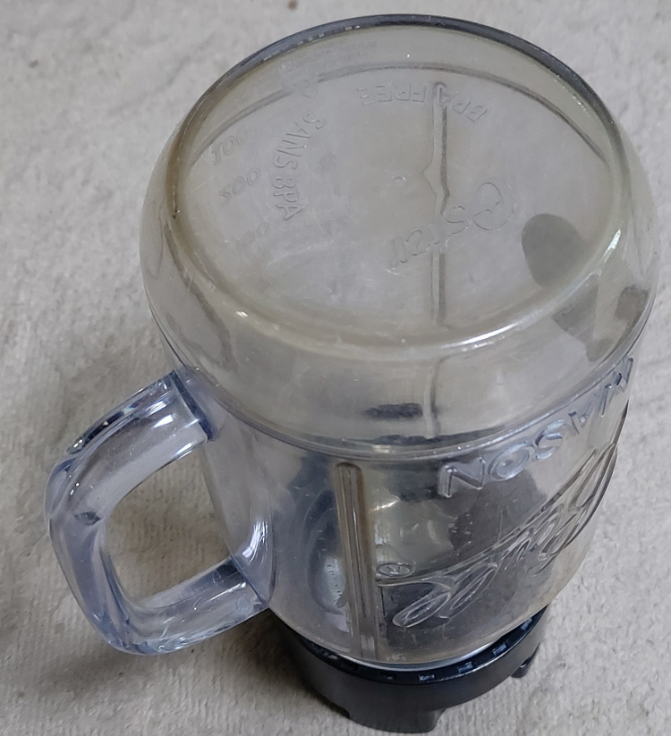 오스터 믹서기 블렌더 크림화이트 BLSTMM-BWH-071--5