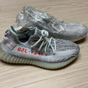 [미개봉]아디다스 이지 부스트 350 V2 블루 틴트 2017 (사이즈: 260)