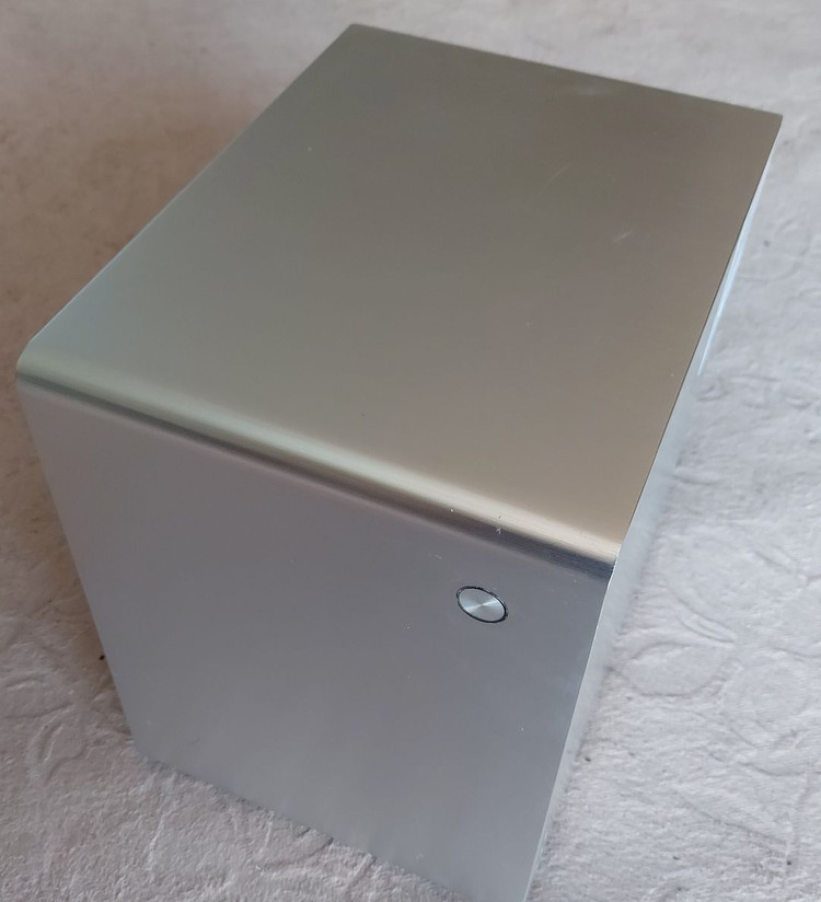 한성 컴퓨터 미니슈트 A3900SW--0