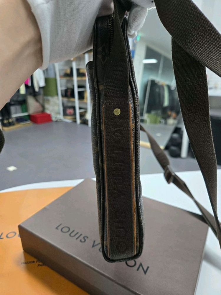 [40%특가] 루이비통 모노그램 크로스백--3
