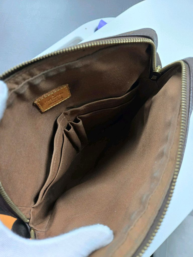 [40%특가] 루이비통 모노그램 크로스백--5