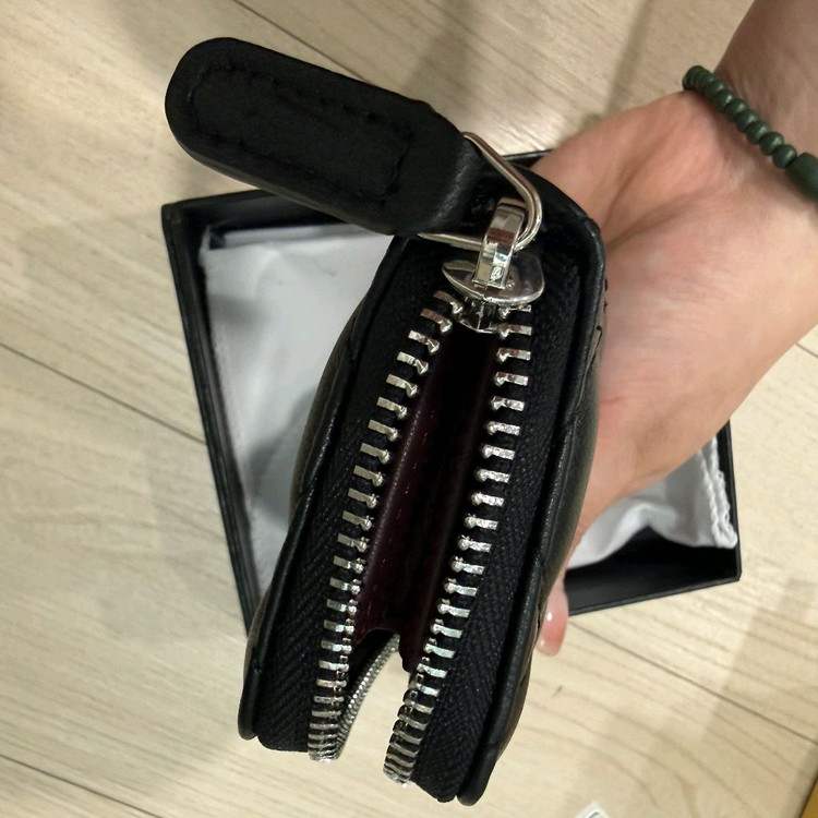 샤넬 램스킨 은장 지퍼돌이 카드지갑 풀박스 새상품 이미지