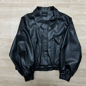 파프리카 여성 레더 크롭 봄버 가죽자켓 [블랙] 88-96-160