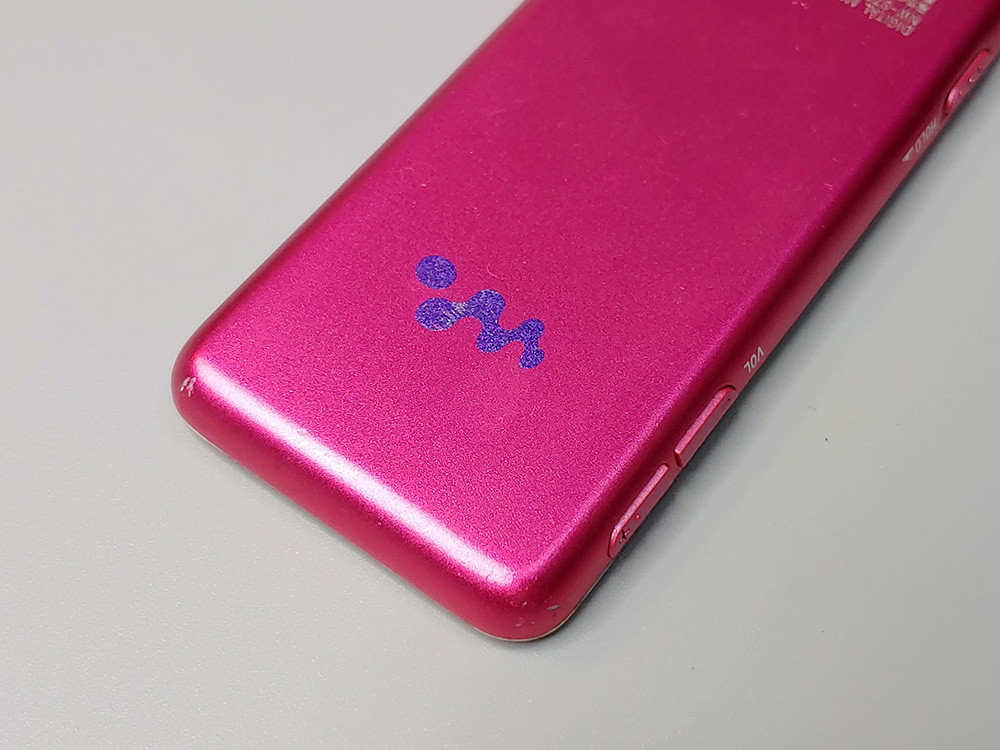 소니 워크맨 NW-S754 비비드 핑크 백라이트 불량--4