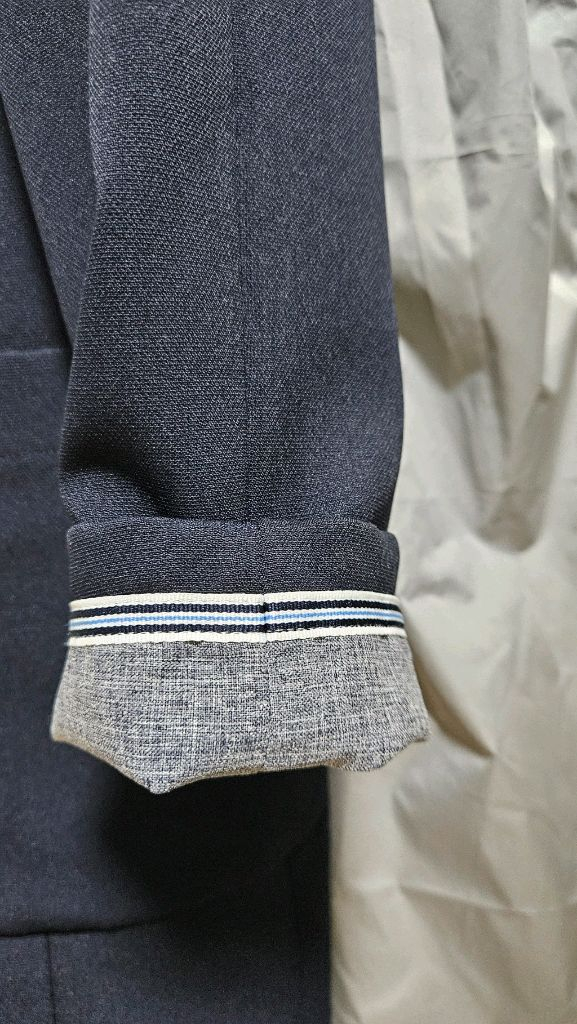 네이비 루즈핏 자켓--4