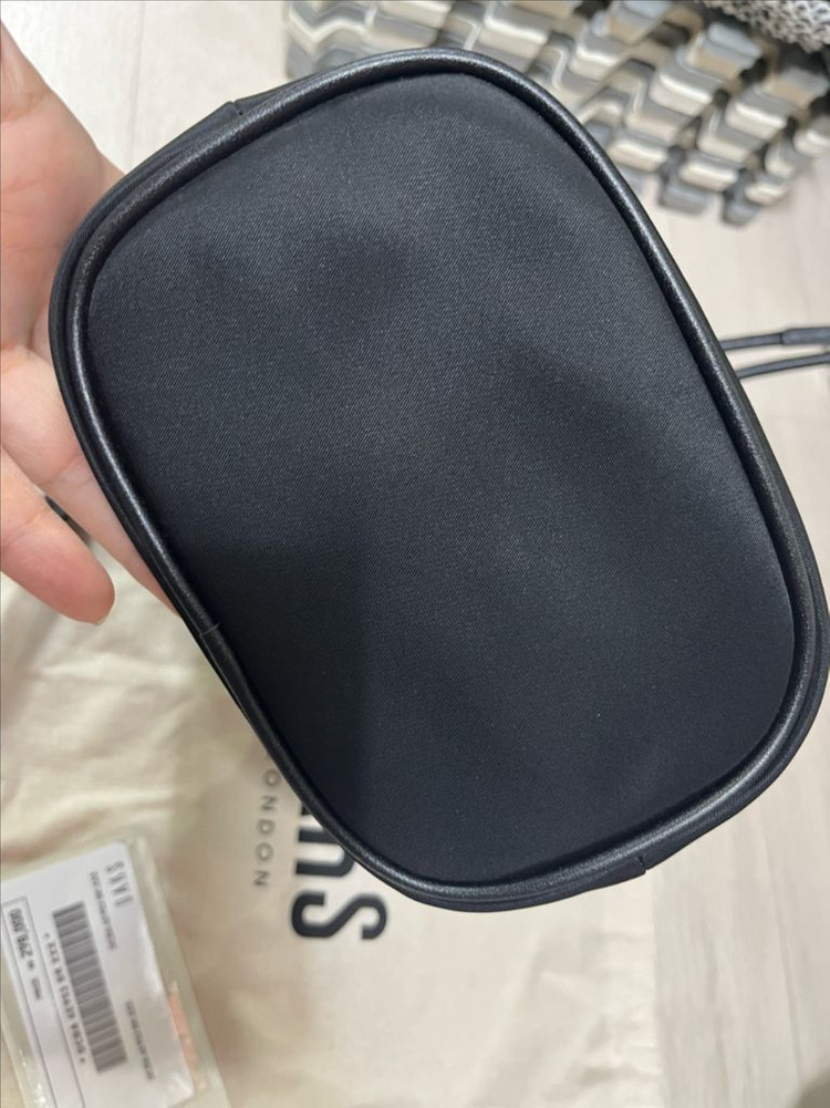 DAKS 닥스 블랙 테디베어 자수 버킷백--5