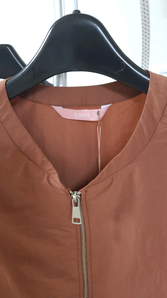 소매롤업 점퍼--4