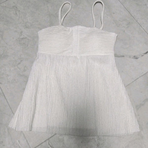 브라캡내장 끈 나시