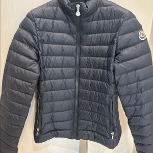 몽클레어경량패딩 14y