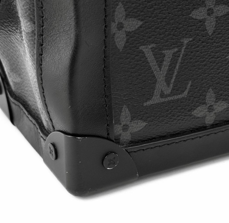 LV 루이비통 이클립스 모노그램 소프트 트렁크 크로스백 메신저백 블랙--6