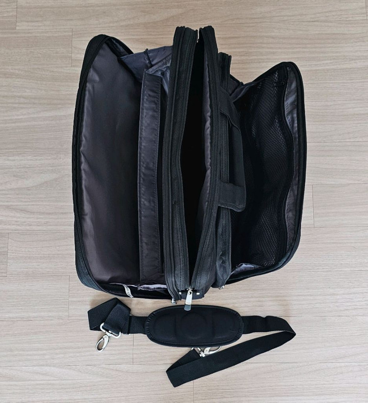 (정품) (DELL) 델 고급 노트북 서류 가방 + 어깨끈--4