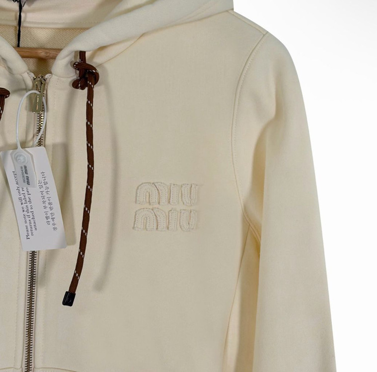 [M] 미우미우 여성 코튼 로고 플리스 지퍼 후드 집업 자켓 내츄럴 크림--4