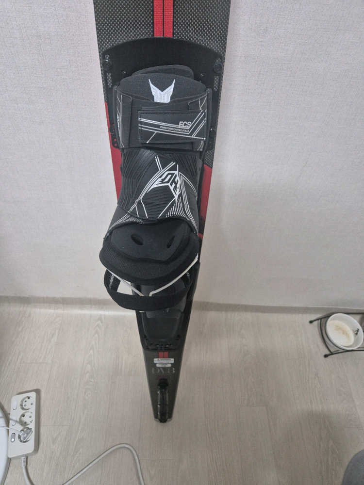 수상스키코넬리--2