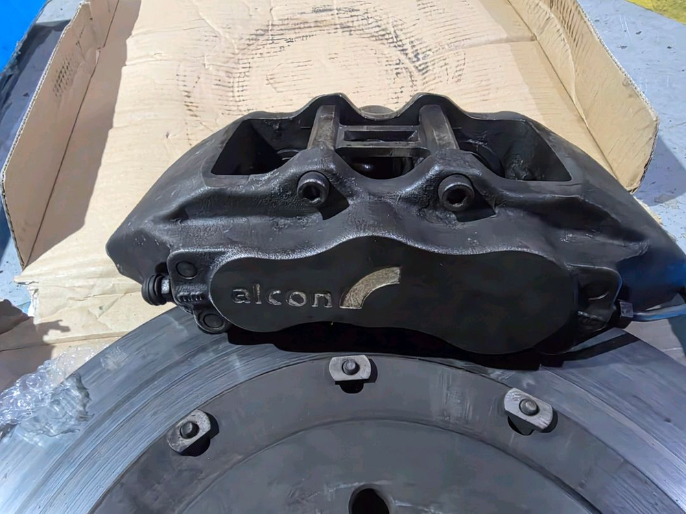 GR86 / GT86 알콘 6P 브레이크--1