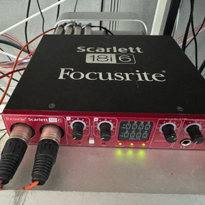 스칼렛 포커스라이트 18i6 판매합니다 이미지