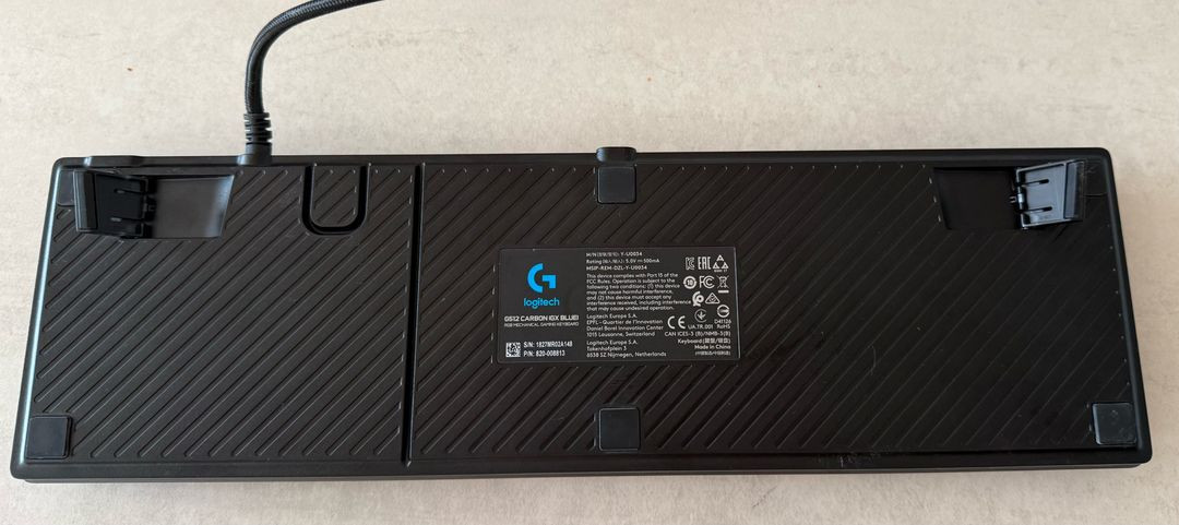 로지텍 G512 청축 유선 게이밍 키보드--1